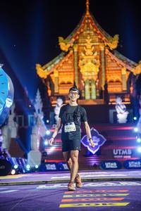 BIB: 9400
                            <button type="button" onclick="openModal(22646296)" class="btn btn-primary btn-sm float-right btn-popup" data-toggle="modal" data-target=".modal-high-quality">
                        <i class="fas fa-shopping-cart"></i> Add to Cart
                    </button>
                                            <button type="button" onclick="isThisMe(22646296, true)" class="btn btn-success btn-sm float-right btn-popup btn-isme hidden" data-toggle="tooltip" data-placement="bottom" title="นี่คือรูปของคุณใช่ไหม คลิกที่นี่เพื่อเอาเข้าอัลบั้ม">
                        <i class="fas fa-plus"></i> Add to album
                    </button>
                    <button type="button" onclick="isThisMe(22646296, false)" class="btn btn-warning btn-sm float-right btn-popup btn-isnotme hidden">
                        <i class="fas fa-ban"></i> Remove from album
                    </button>